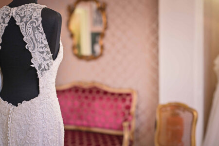 Brautkleider und Hochzeitskleider in unserem Showroom in Oberaudorf bei Rosenheim.