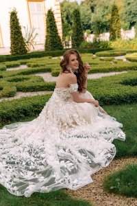 Azalea Dama Couture - Brautmode für Brautkleid & Hochzeitskleid in der Region Rosenheim, Kufstein und Oberaudorf